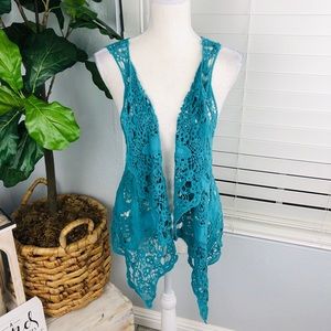 NWT BLUE TEAL KNIT OPEN SLEEVELESS CARDIGAN